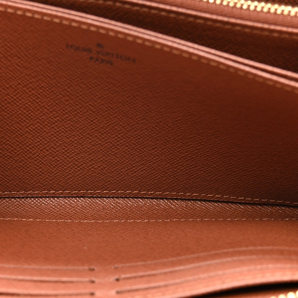 Louis Vuitton Monogram Zippy Wallet