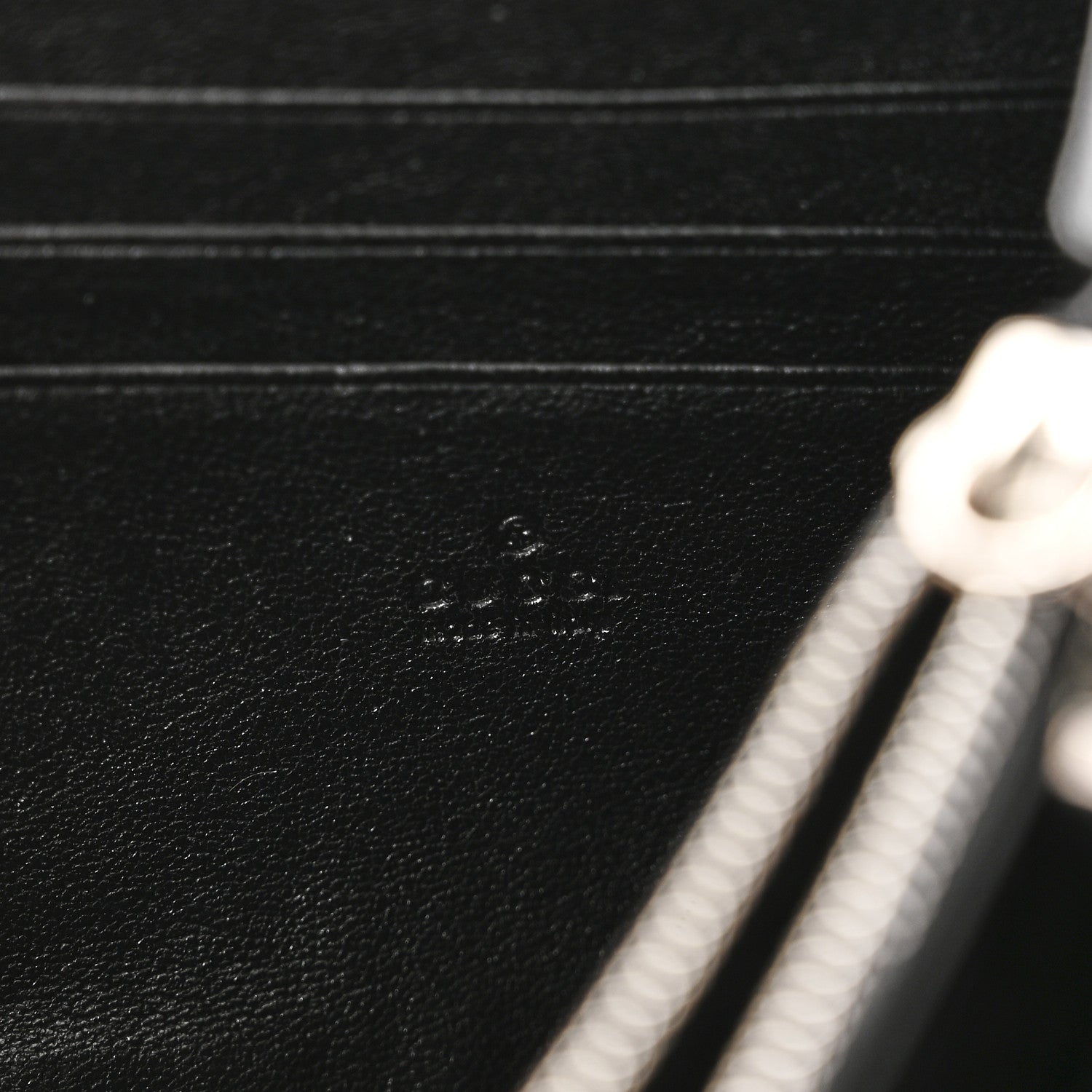 Gucci Sakai Be Green Calfskin Diagonal Stitched Blondie Wallet on Chain Black