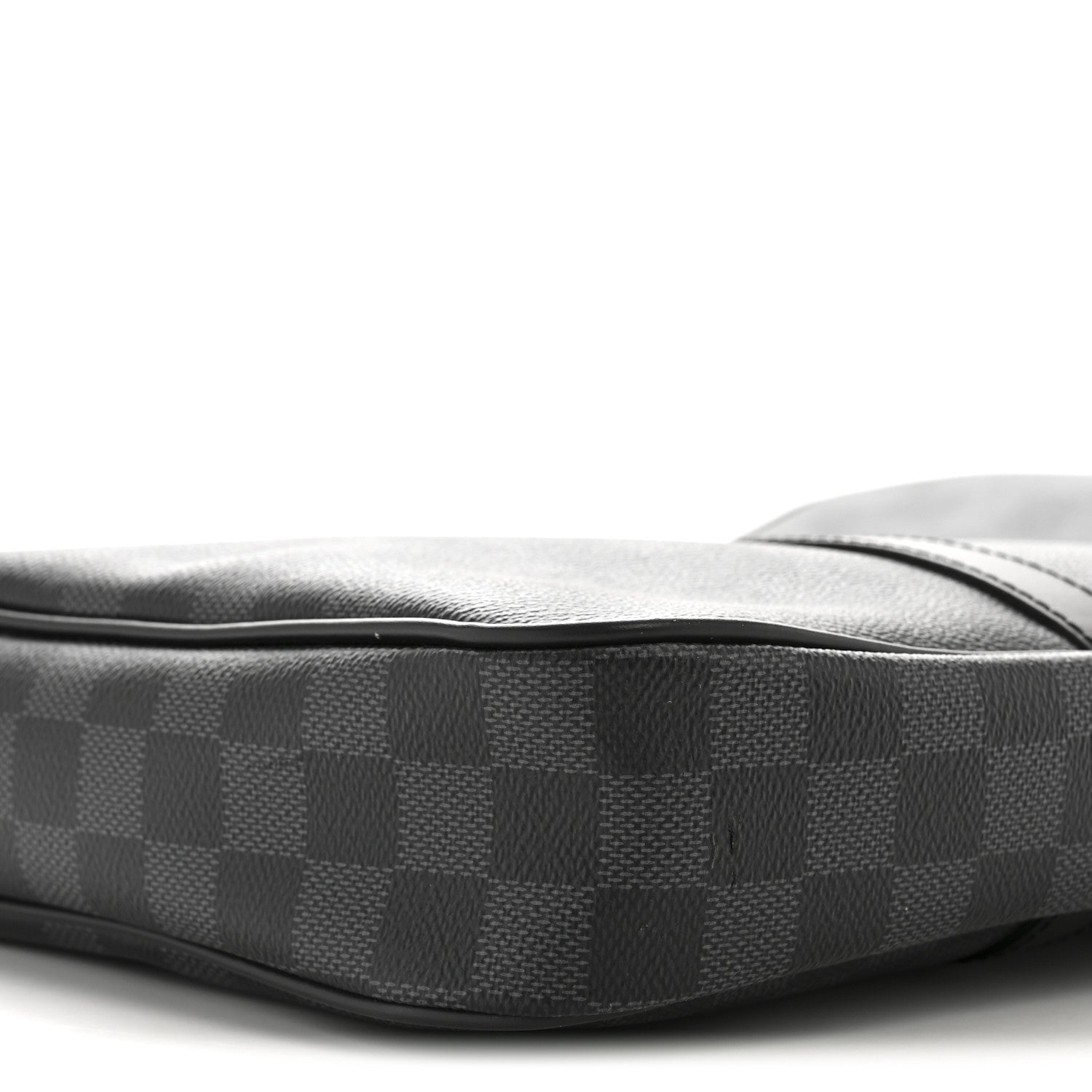 Louis Vuitton Damier Graphite Porte Documents Voyage PM
