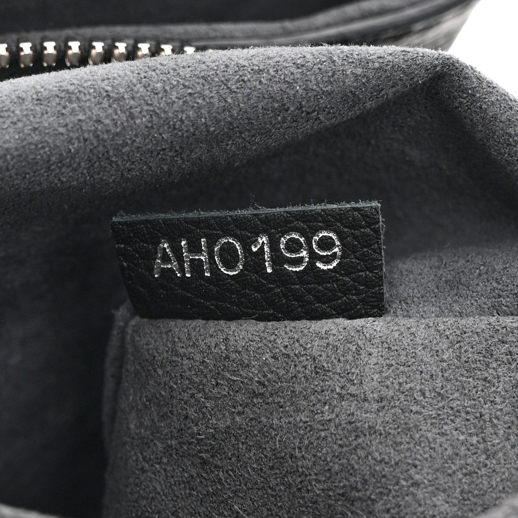 Louis Vuitton Mahina Haumea Black