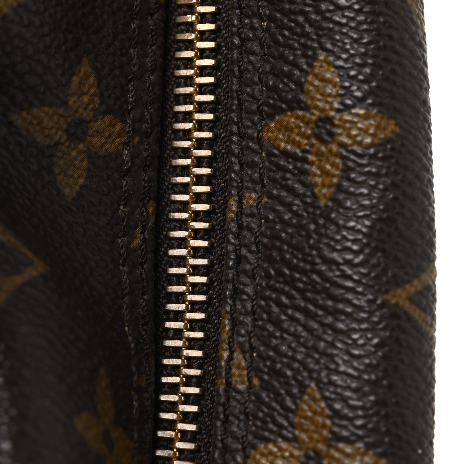 Louis Vuitton Monogram Trousse Toilette 28