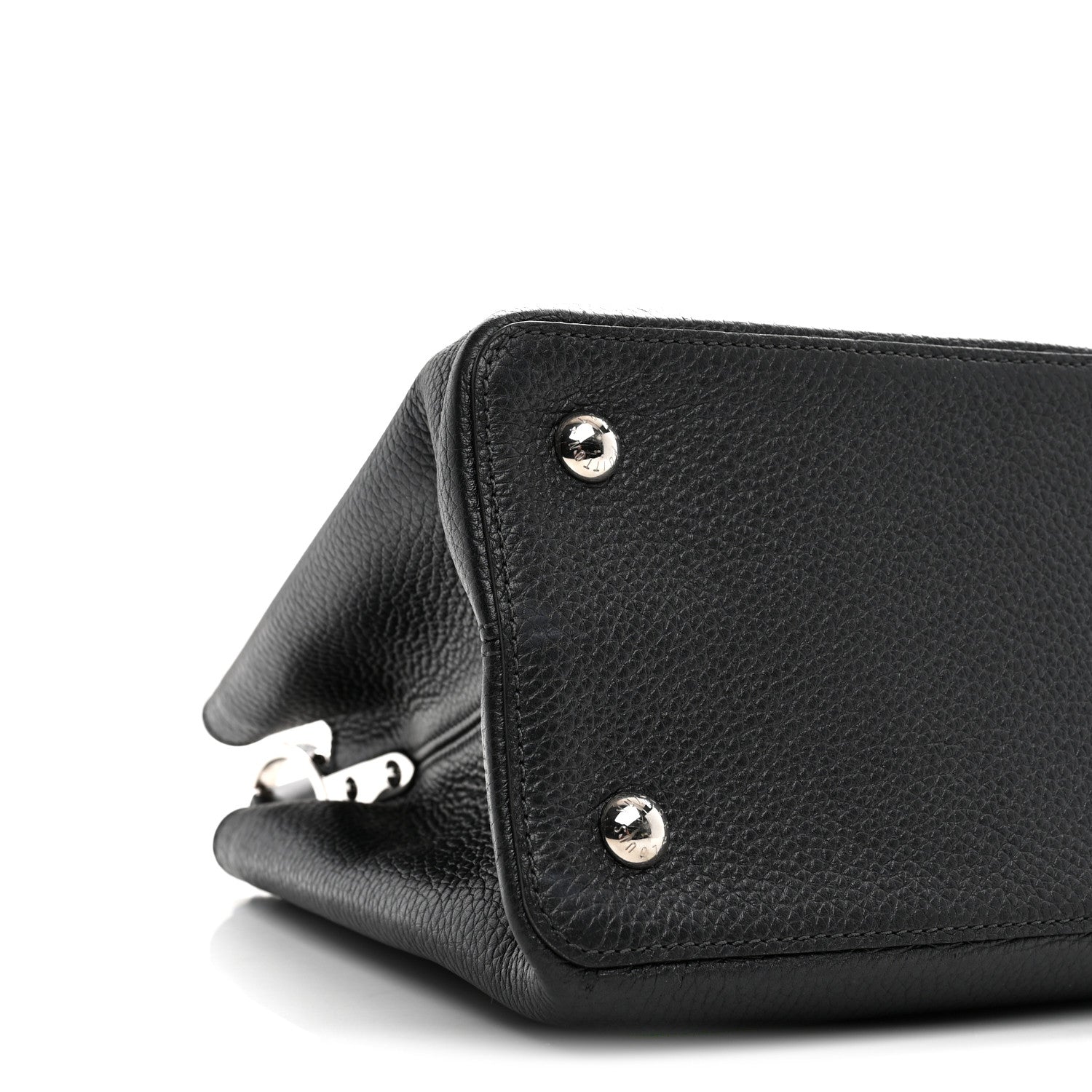 Louis Vuitton Taurillon Capucines MM Platino