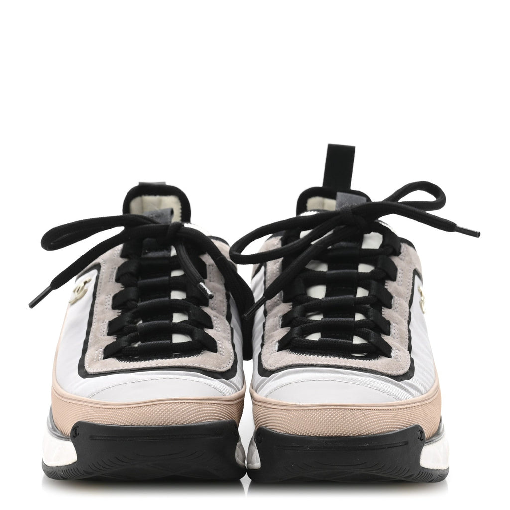 Chanel Suede Calfskin Mixed Fibers CC Sneakers 39 Pink Grey