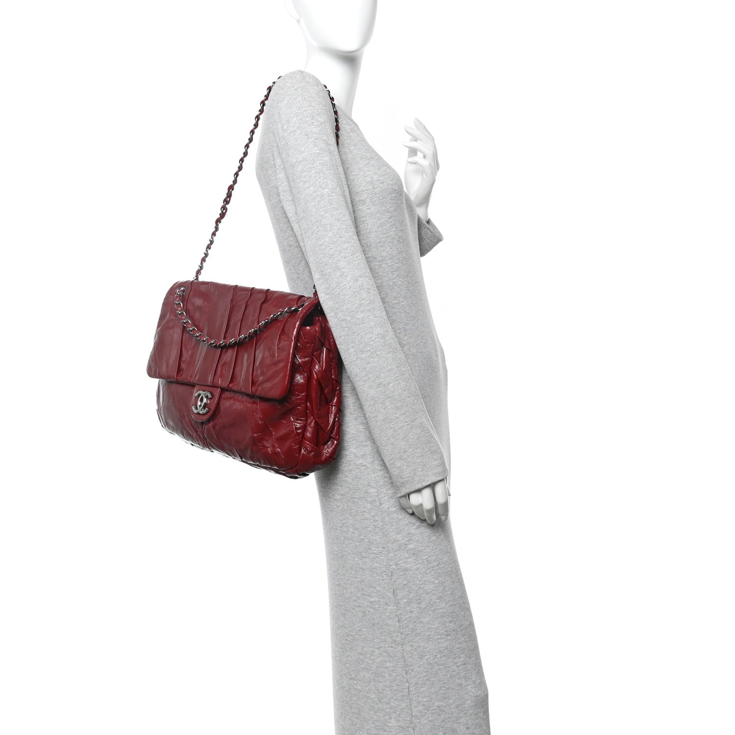 Chanel Glazed Calfskin Twisted Maxi Flap Red
