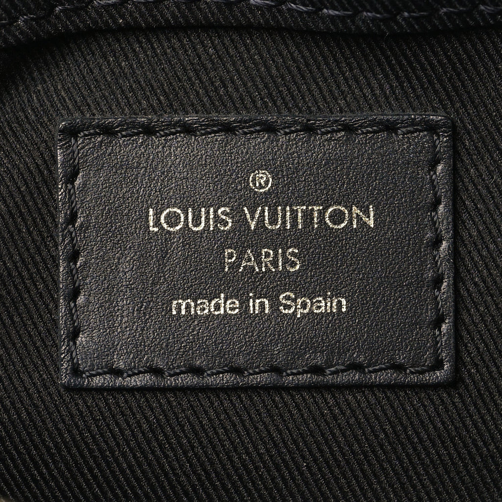 Louis Vuitton Monogram Saintonge Black