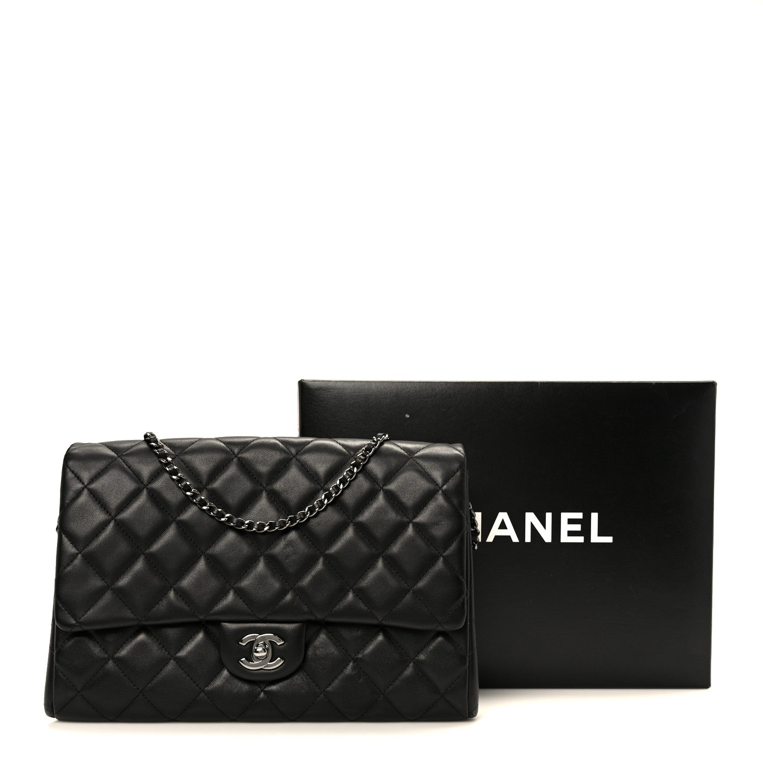 Chanel Lambskin Quilted Clutch With Chain Flap Black