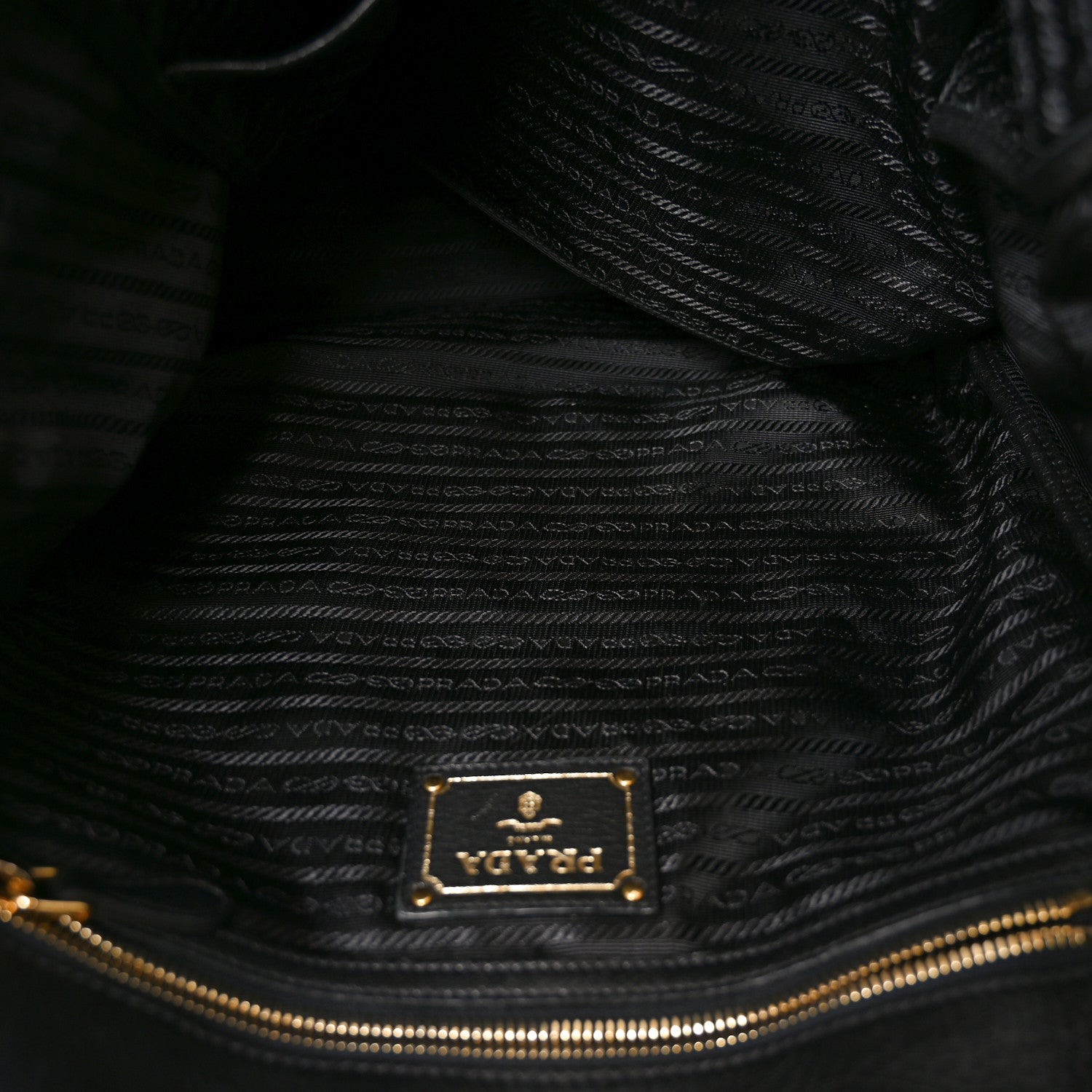 Prada Vitello Daino Tote Black