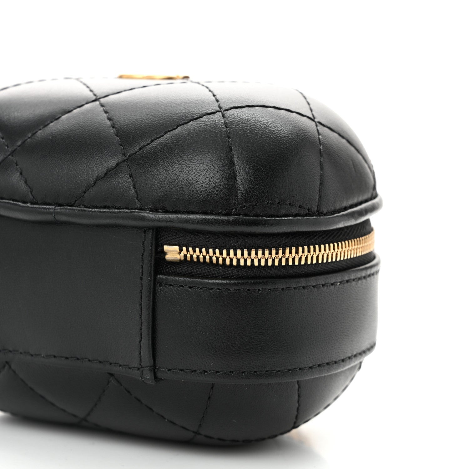 Chanel Lambskin Quilted CC Bubble Vanity Case With Chain Black