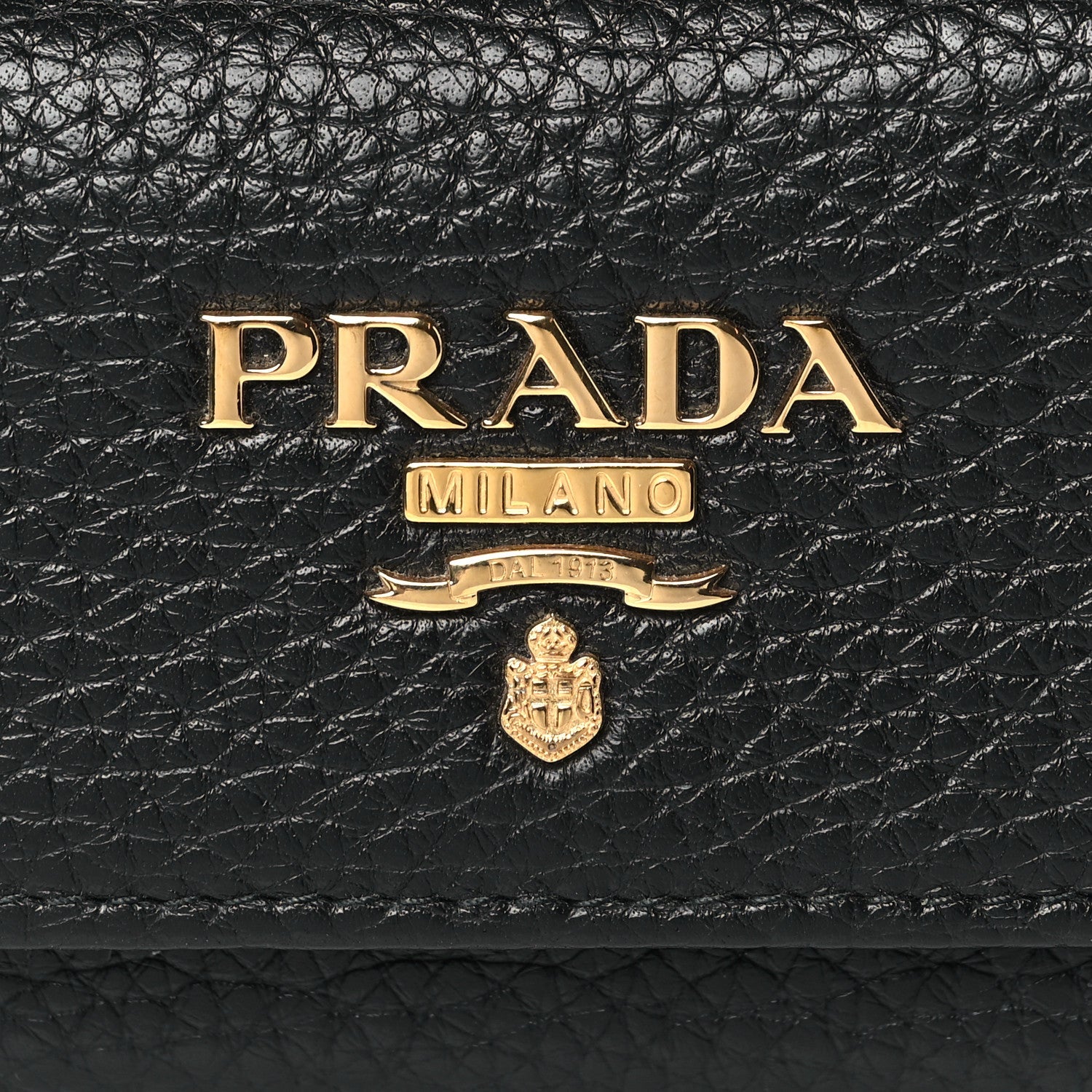 Prada Vitello Grain Move 6 Key Holder Black
