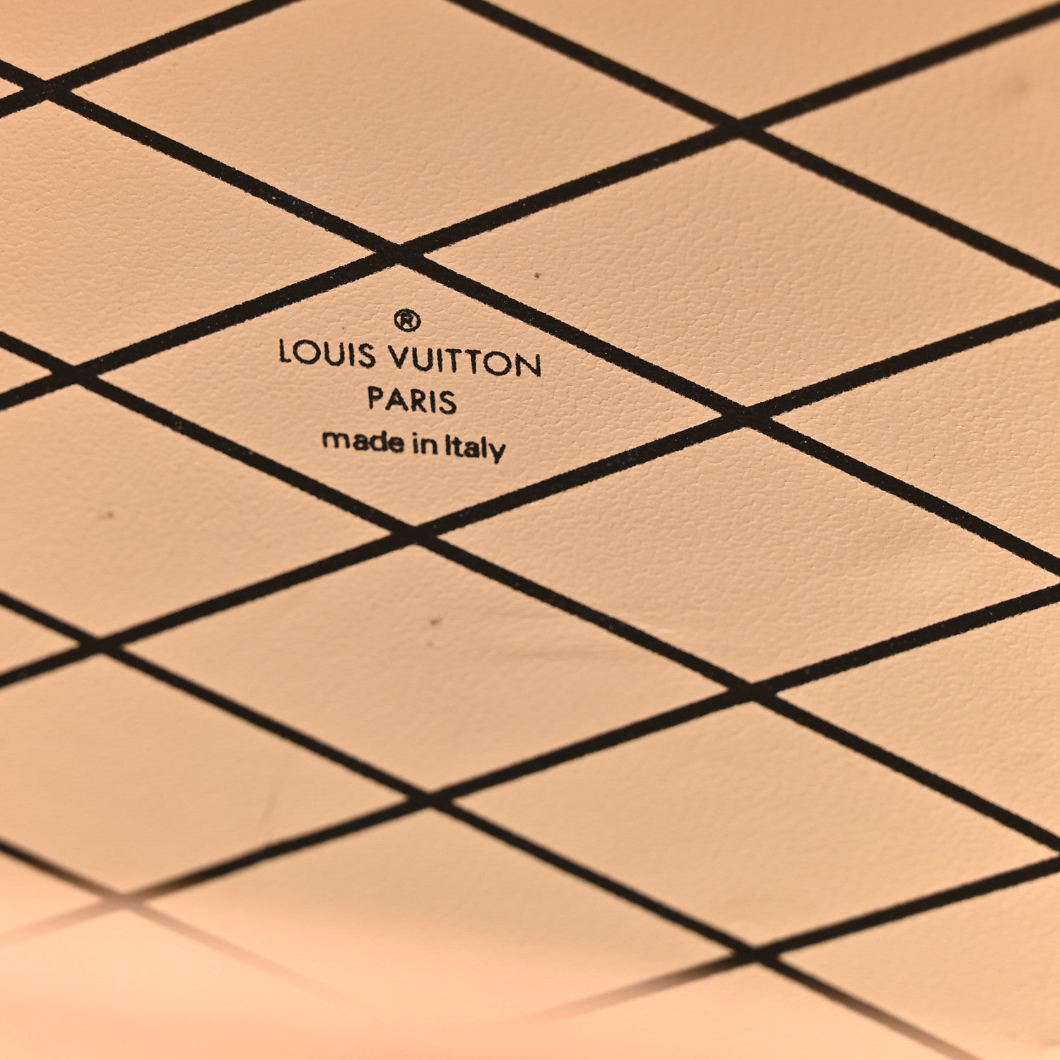 Louis Vuitton Monogram Petite Boite Chapeau