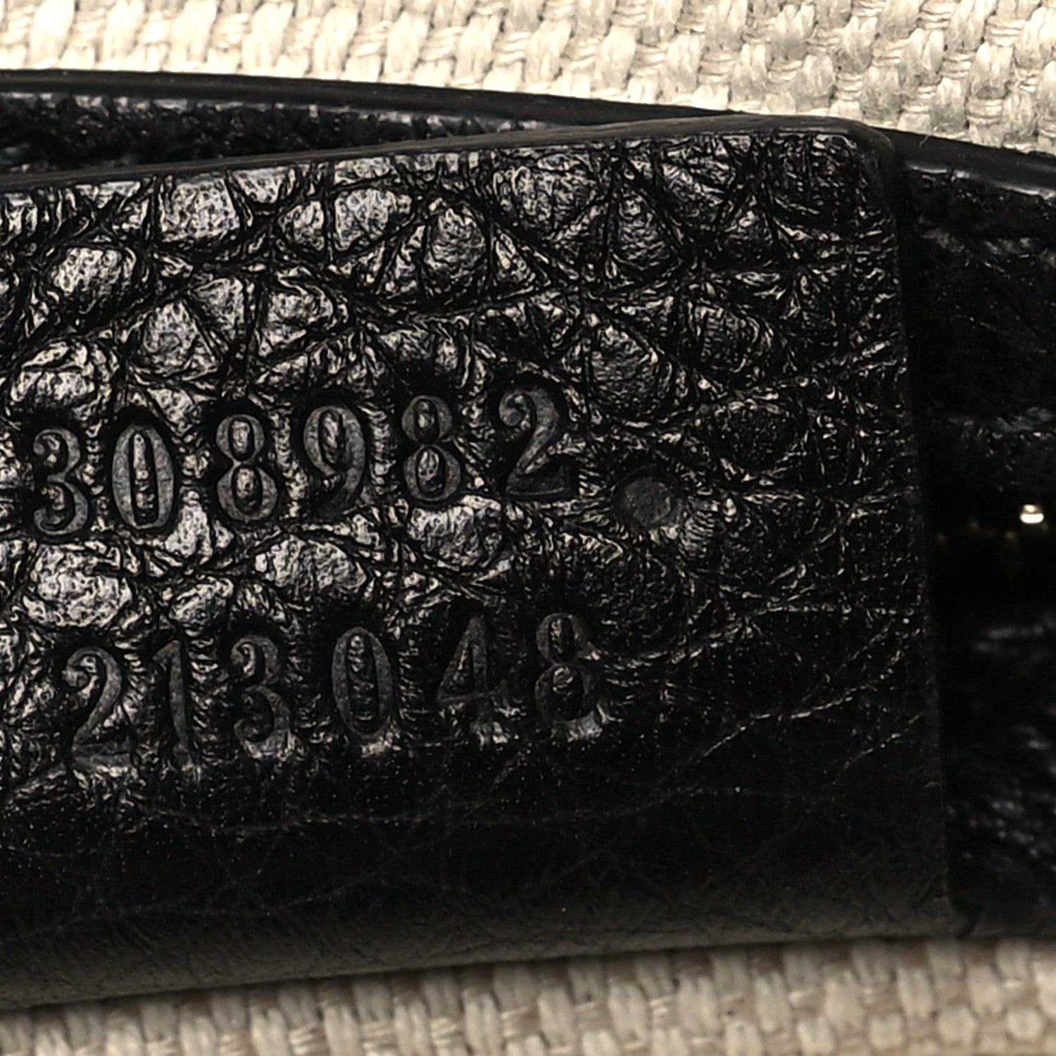 Gucci Pebbled Calfskin Medium Soho Chain Shoulder Bag Black
