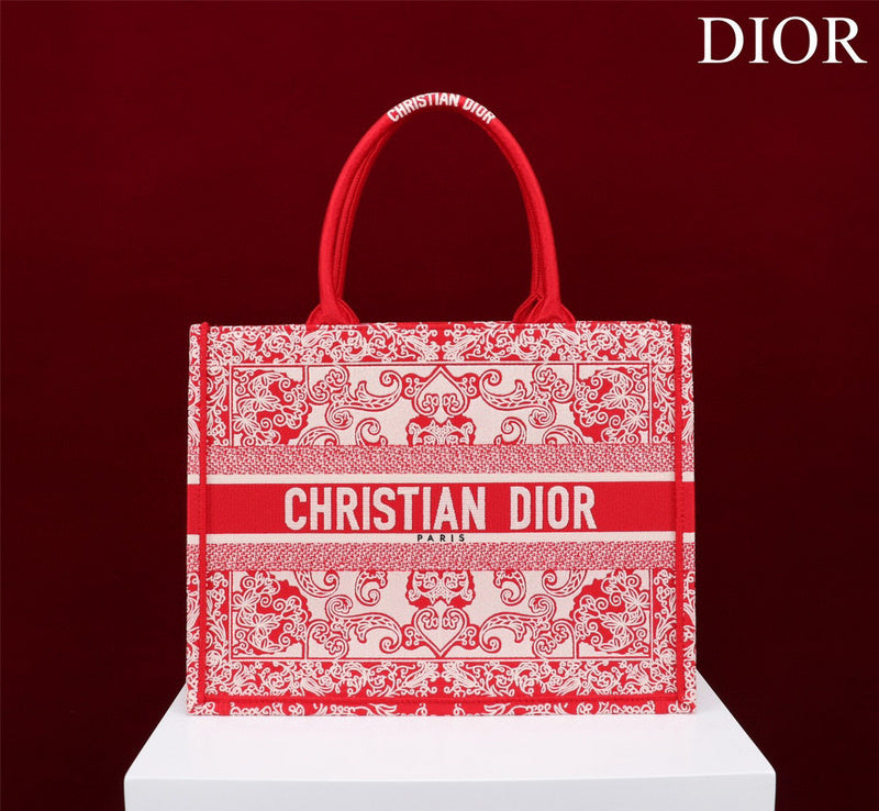 Dior Bags - 636
