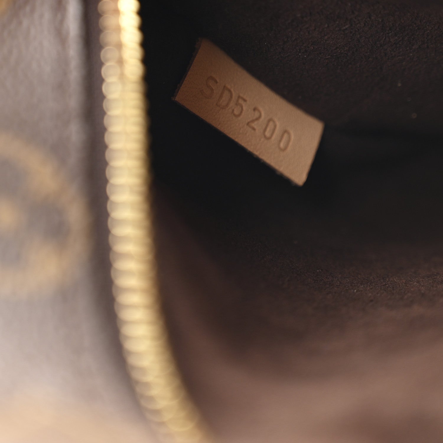 Louis Vuitton Monogram Pochette Metis