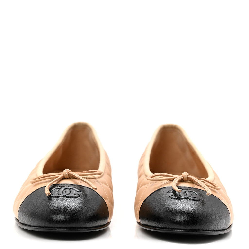 Lambskin Quilted CC Cap Toe Ballerina Flats 40 Beige Black