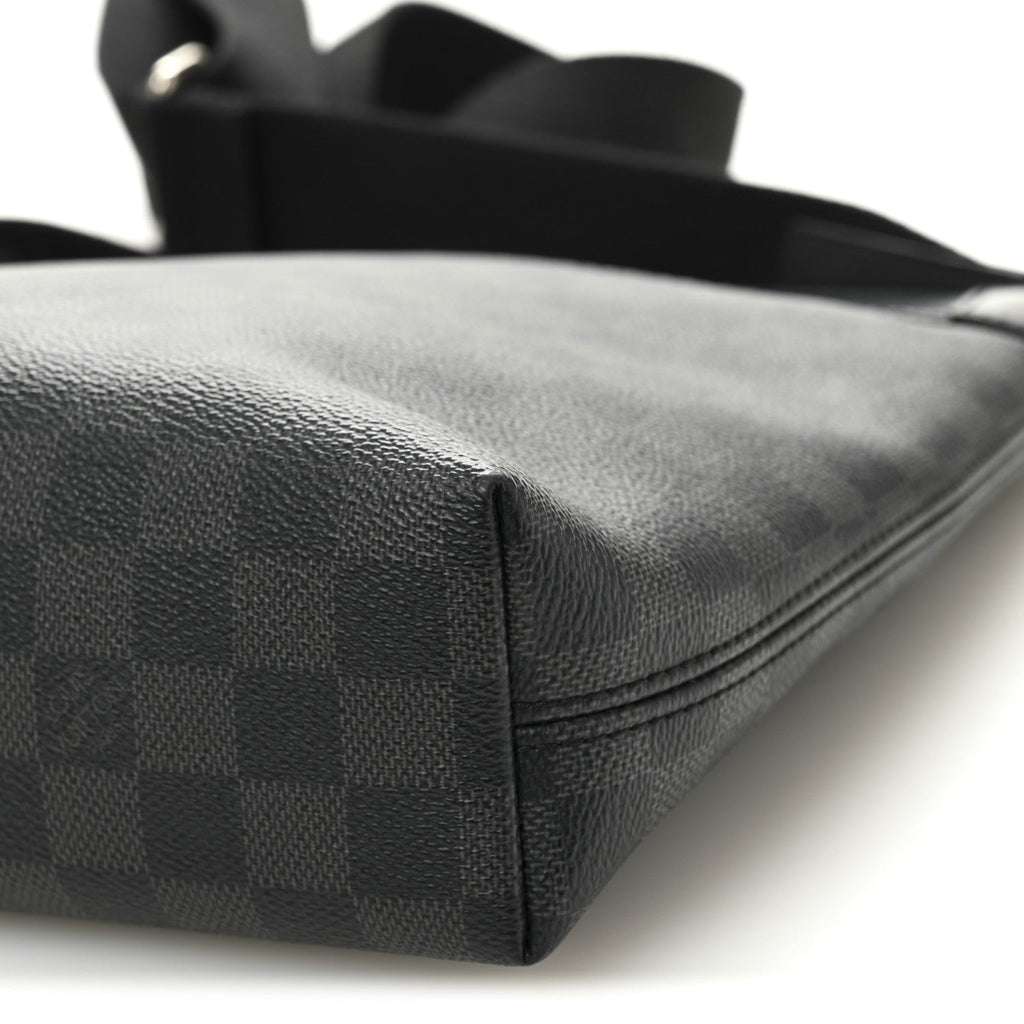 Louis Vuitton Damier Graphite Mick PM