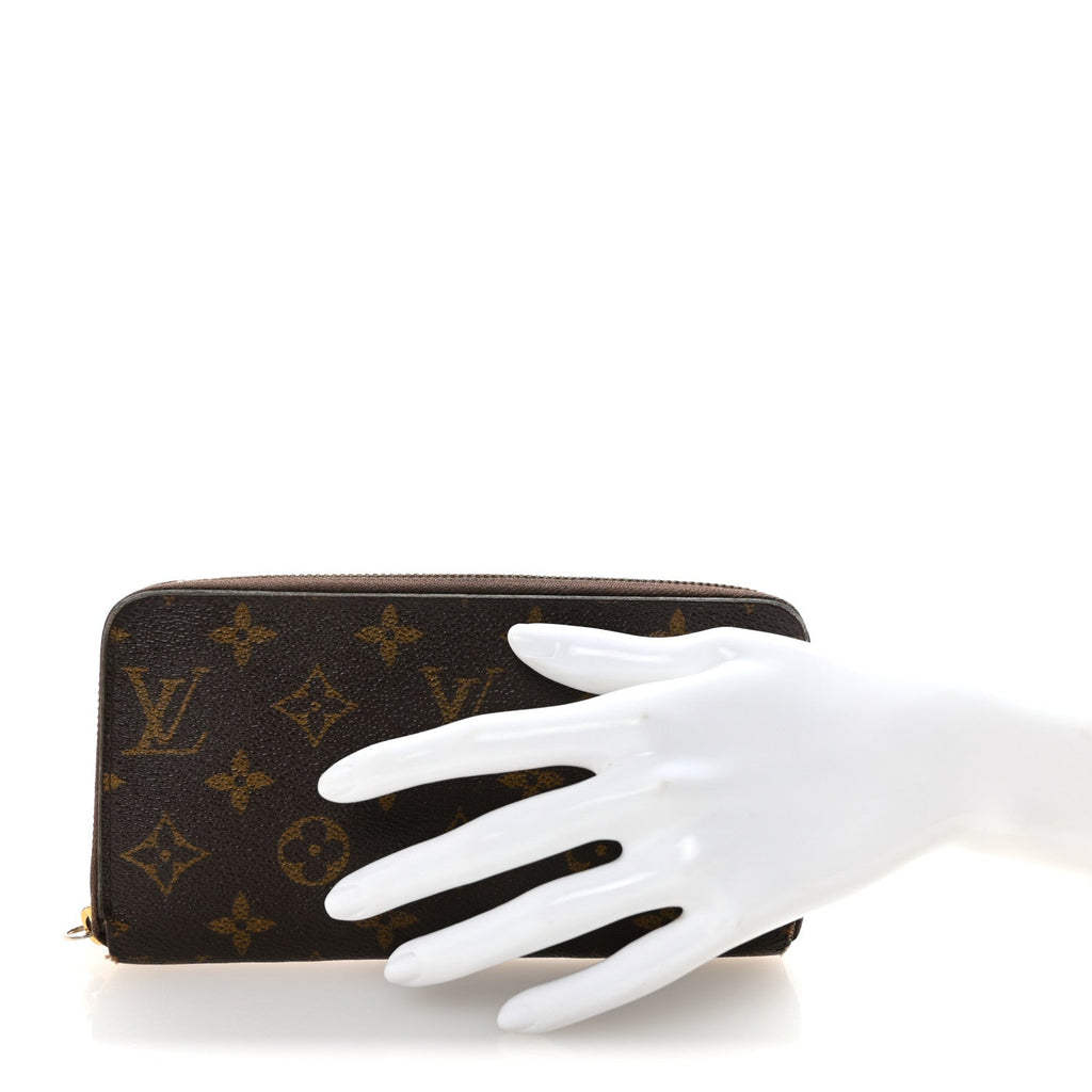 Louis Vuitton Monogram Zippy Wallet