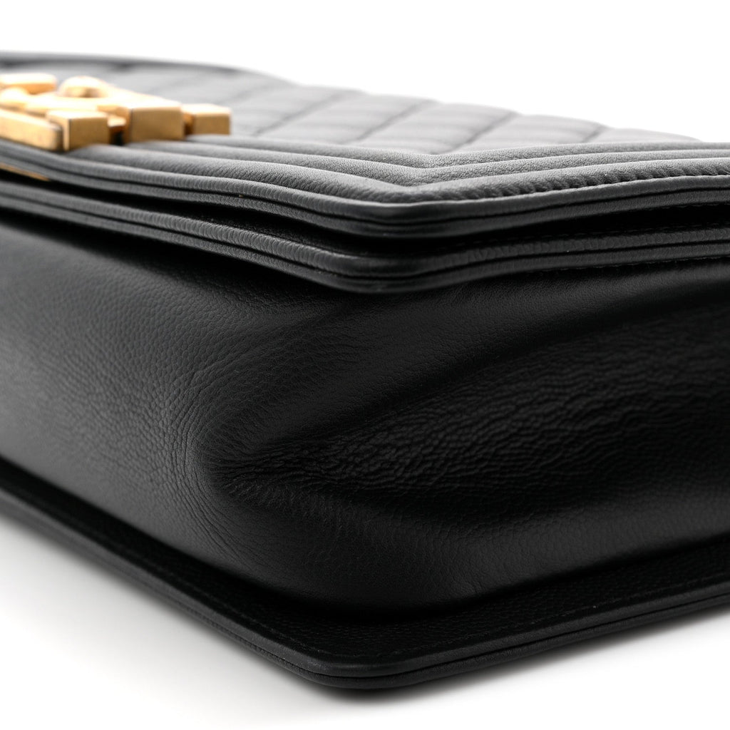 Chanel Caviar Quilted Medium Boy Flap Black