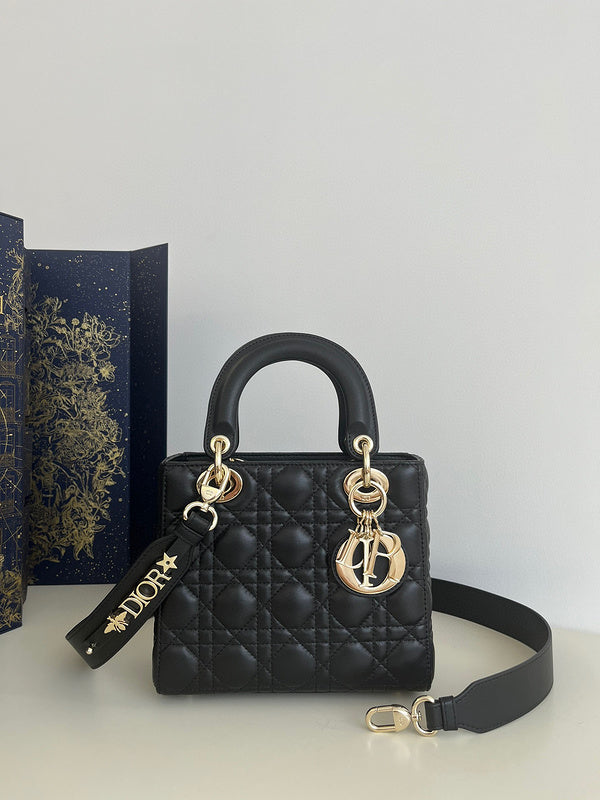 Dior Bags - 426