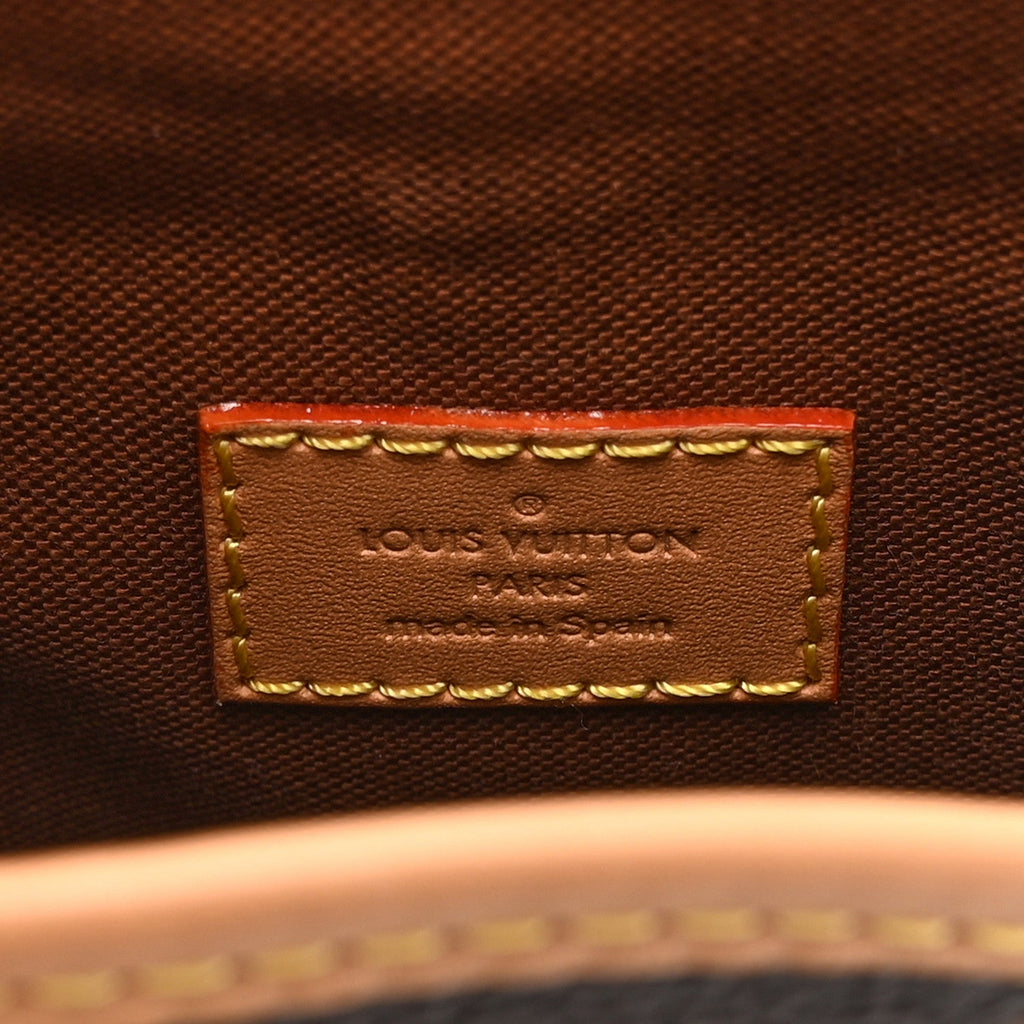 Louis Vuitton Monogram Fold Me Pouch