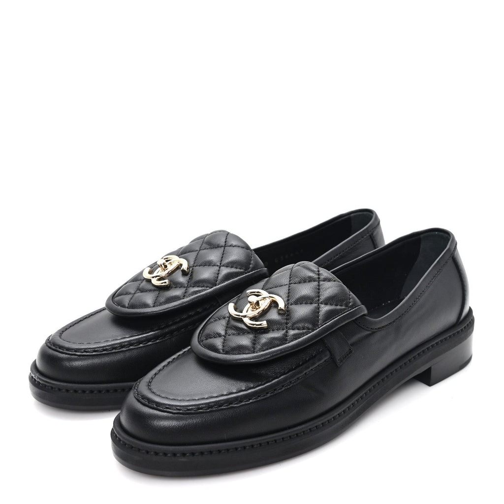 Lambskin Quilted CC Turnlock Loafers 38.5 Black