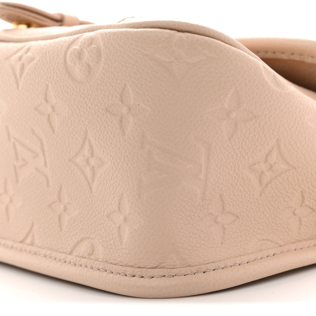 Louis Vuitton Empreinte Monogram Giant Diane Sand