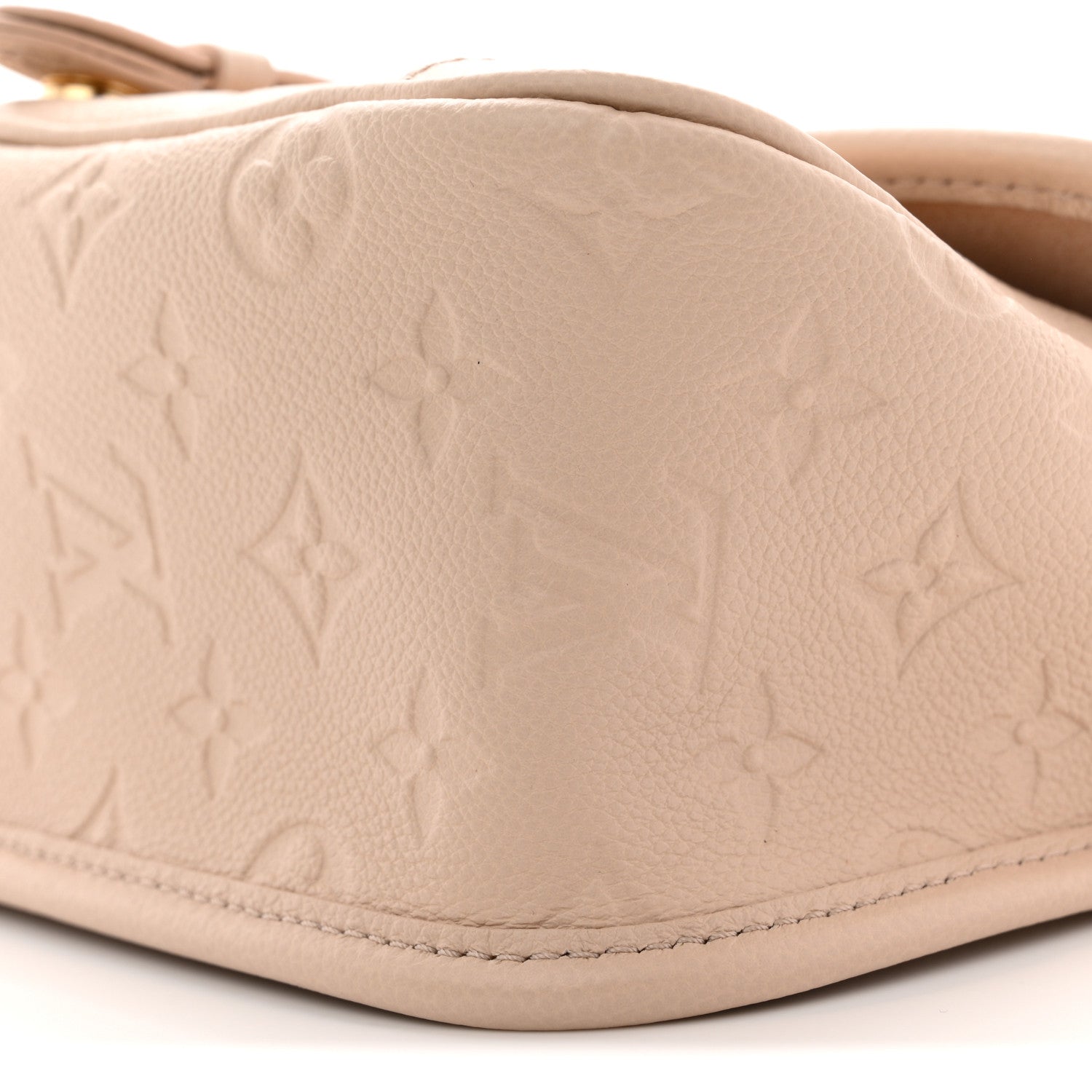 Louis Vuitton Empreinte Monogram Giant Diane Sand