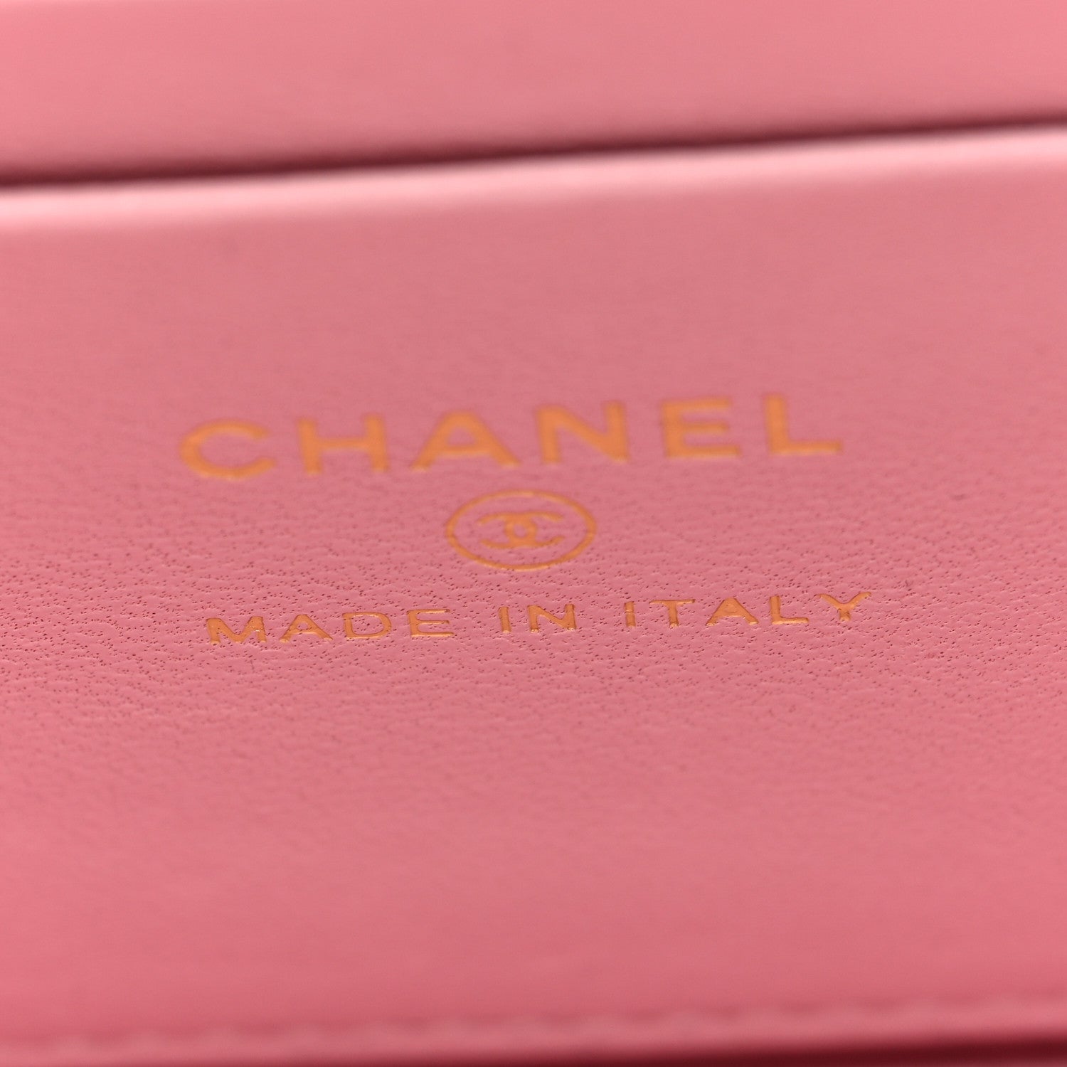 Chanel Lambskin Quilted Pearl Pyramid Clutch With Chain Pink