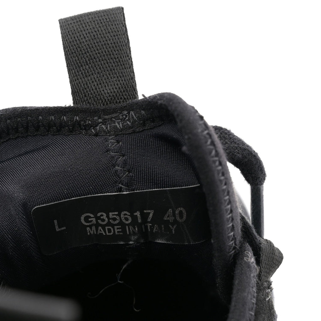 Chanel Velvet Calfskin Mixed Fibers CC Sneakers 40 Black