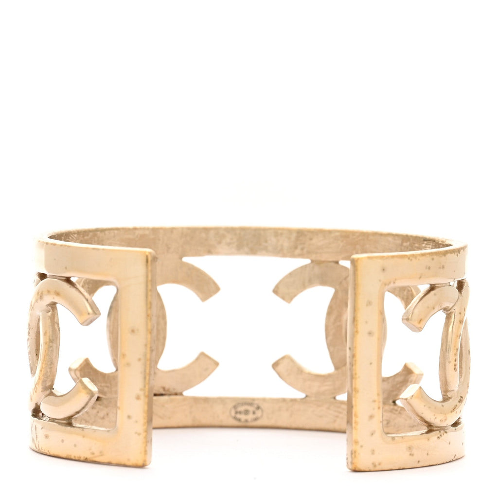 Metal Logo CC Cuff Gold