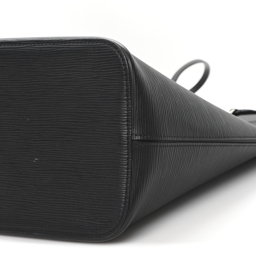 Louis Vuitton Epi Neverfull MM Black