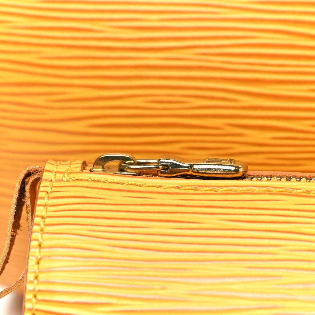 Louis Vuitton Epi Soufflot Tassil