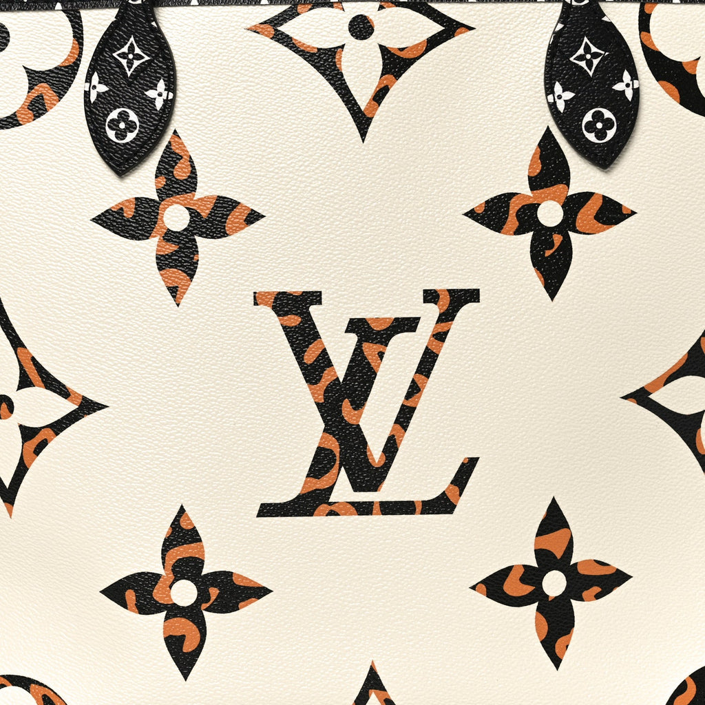Louis Vuitton Monogram Giant Jungle Neverfull MM Ivory
