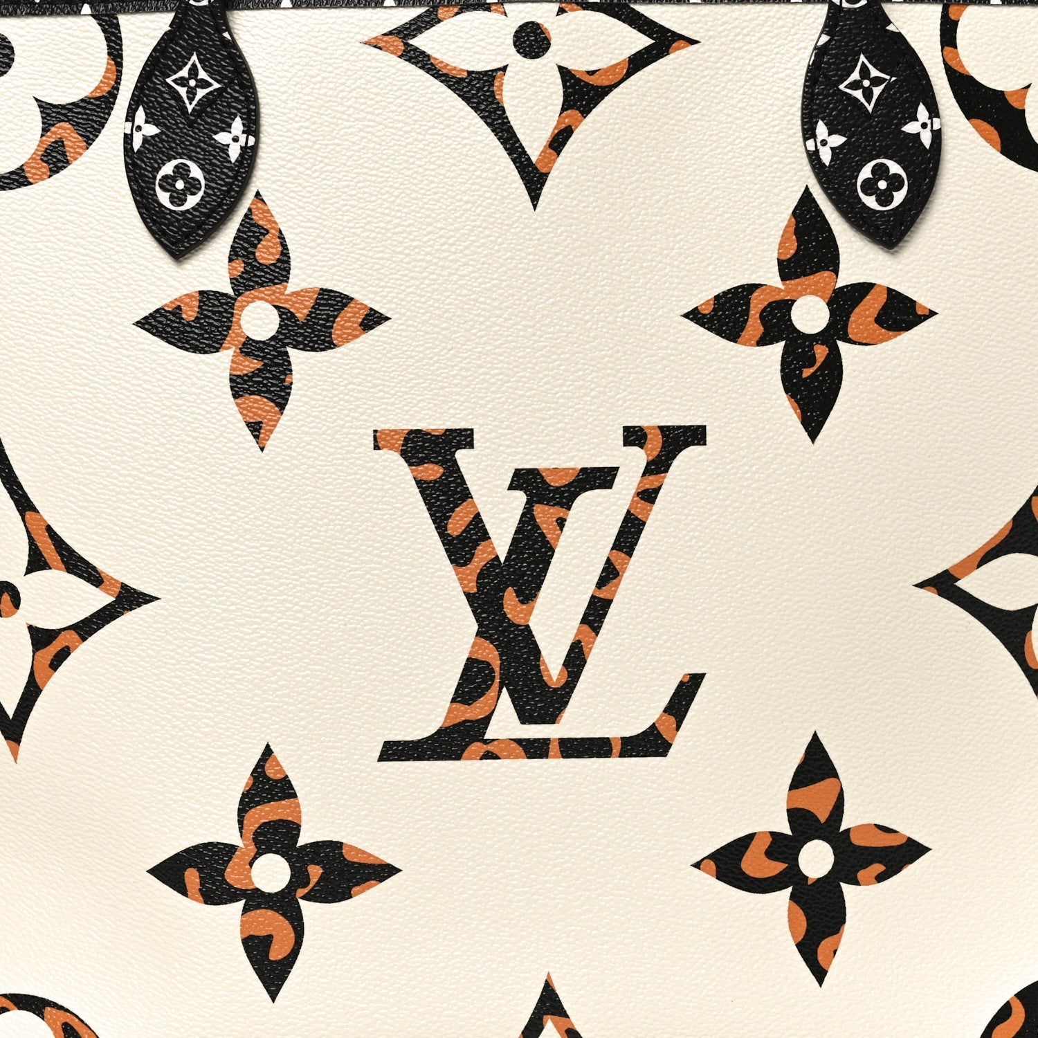 Louis Vuitton Monogram Giant Jungle Neverfull MM Ivory
