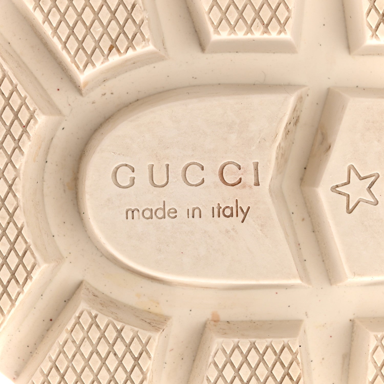 Gucci Calfskin Nappa Rhombus Quilted Trip Ankle Boots 39.5 Great White