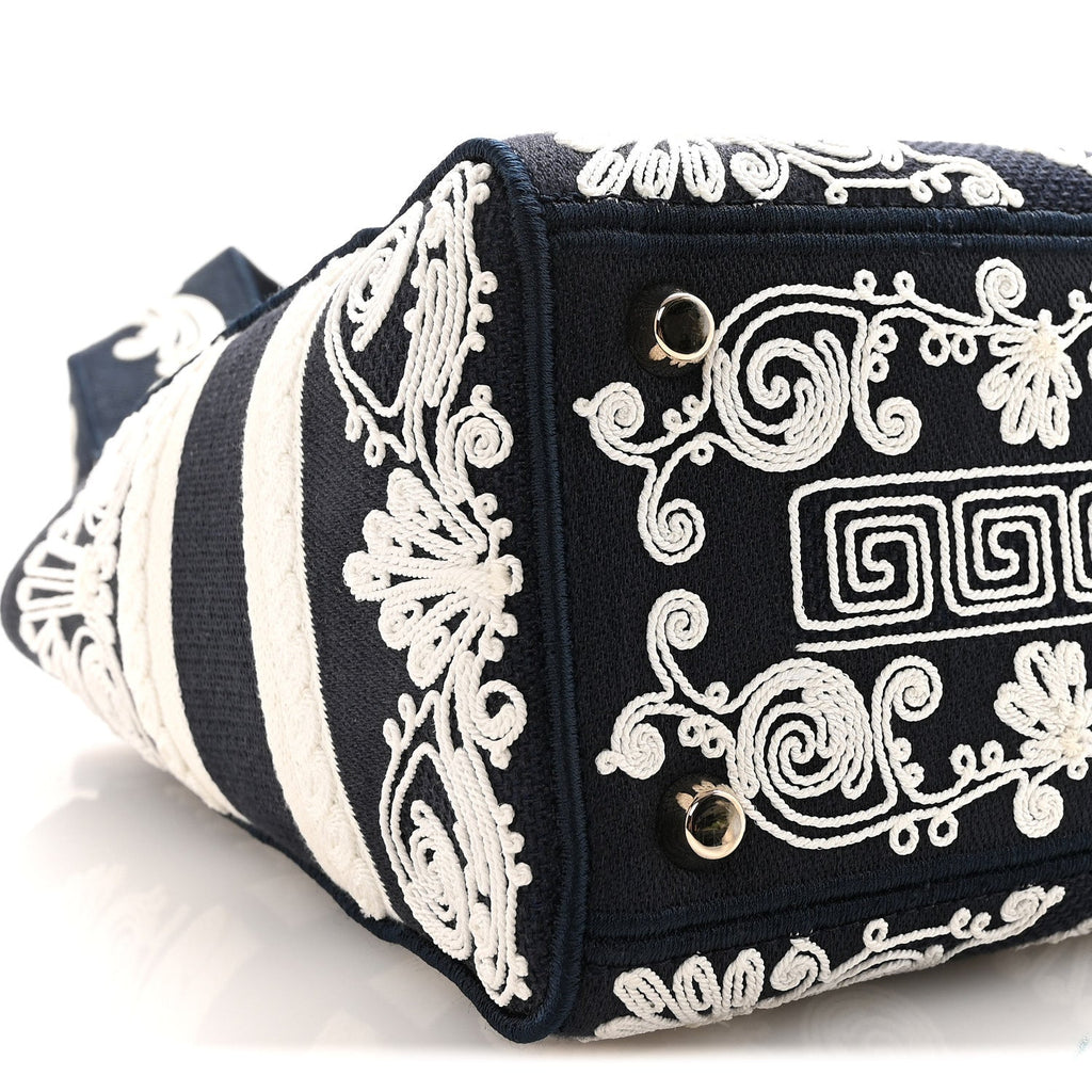 Christian Dior Embroidered Cornely Medium Lady D-Lite Blue White
