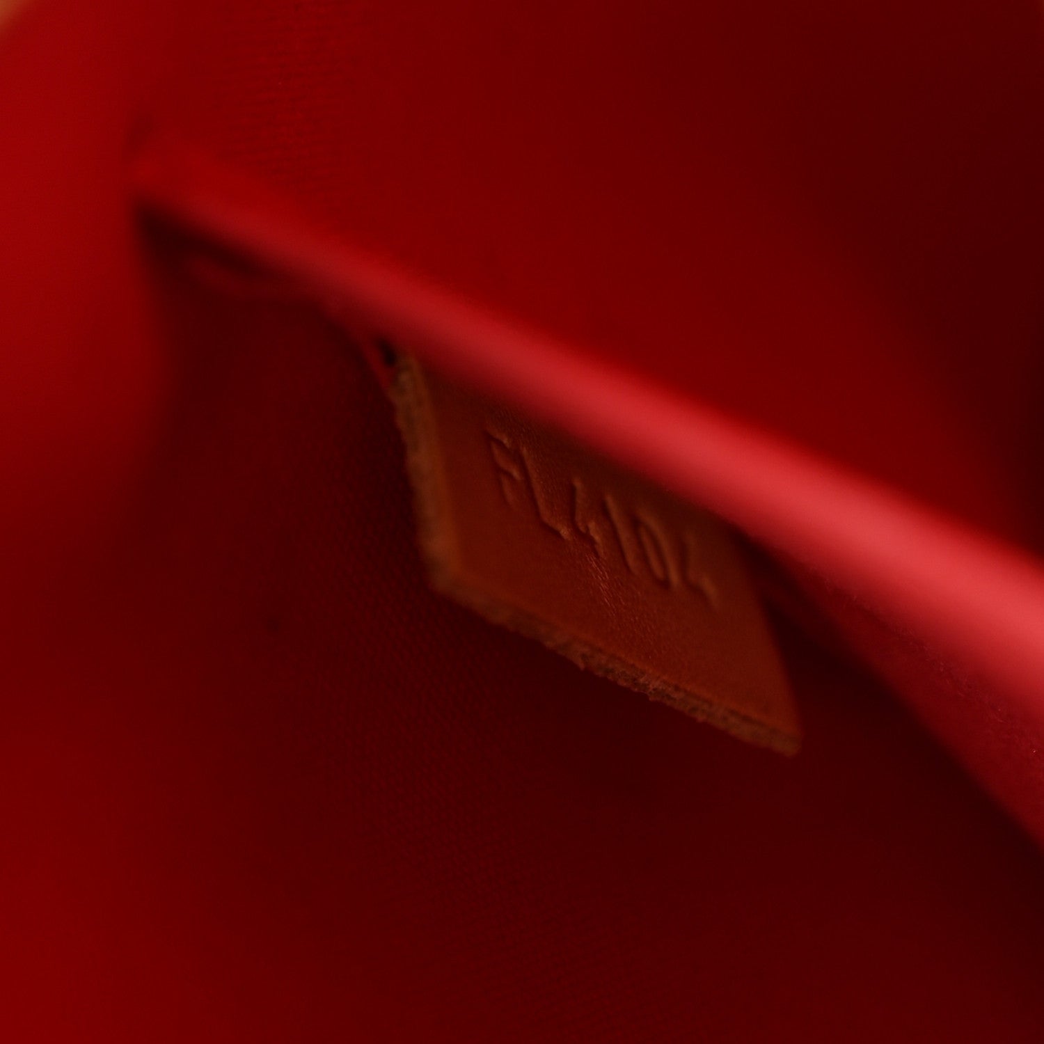Louis Vuitton Vernis Alma BB Cherry