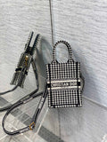 Dior Bags - 4600