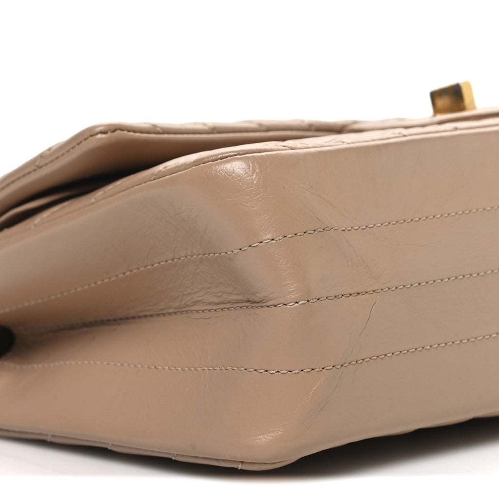 Chanel Aged Calfskin Chevron Quilted 2.55 Reissue 225 Flap Beige