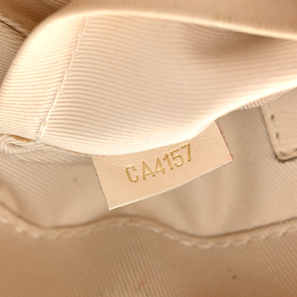 Louis Vuitton Monogram Saintonge Creme