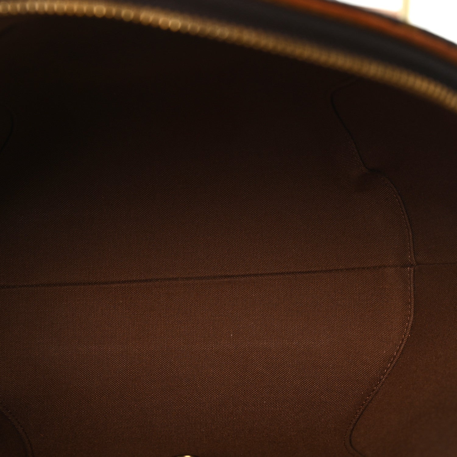 Louis Vuitton Monogram Ellipse MM