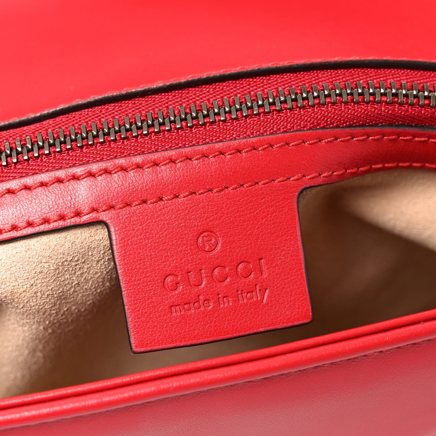 Gucci Calfskin Matelasse Small GG Marmont Shoulder Bag Hibiscus Red