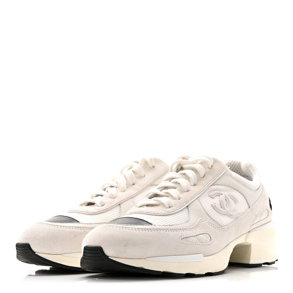 Mixed Fibers Suede Shiny Calfskin Womens CC Sneakers 39 White