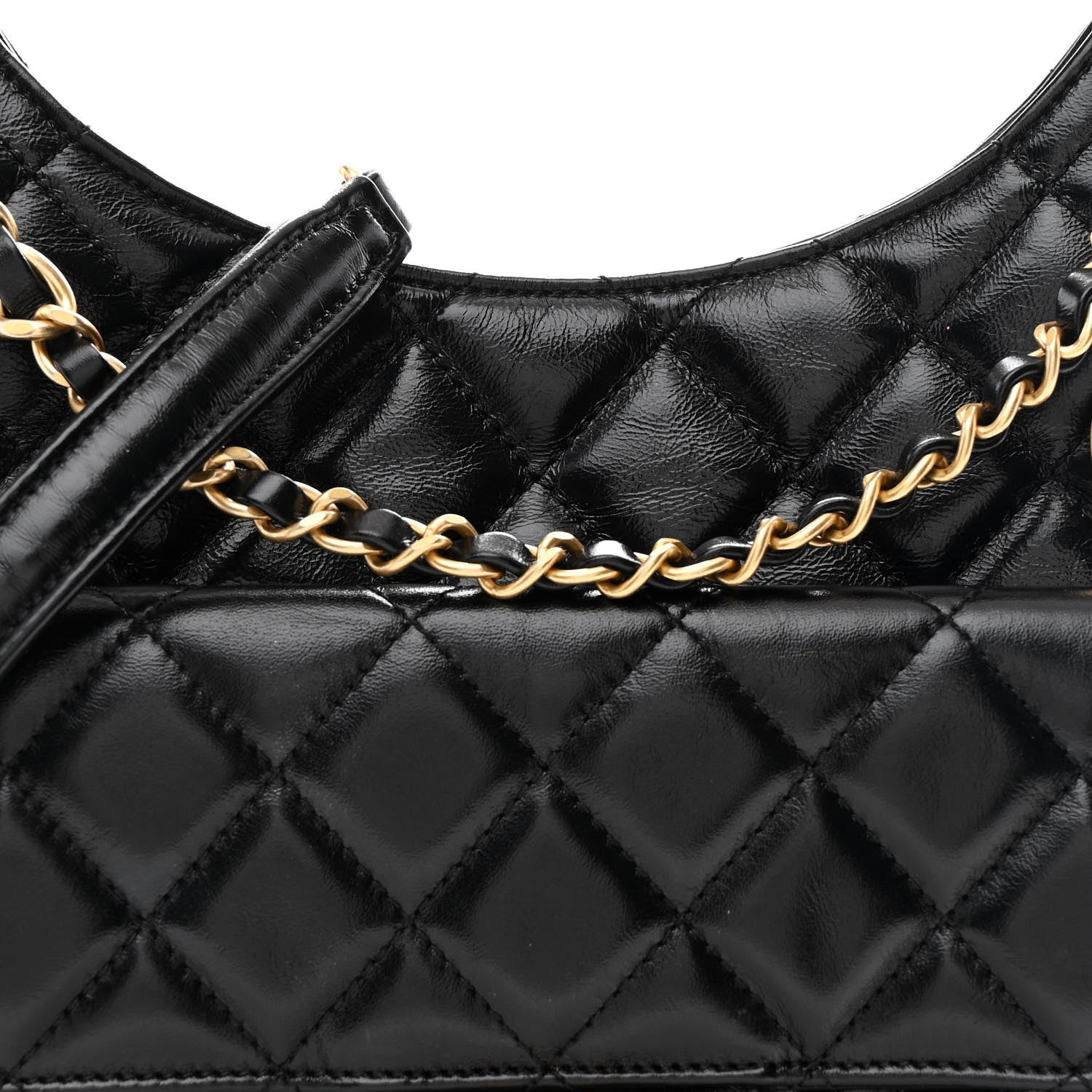 Chanel Shiny Crumpled Calfskin Quilted Wavy CC Hobo Black