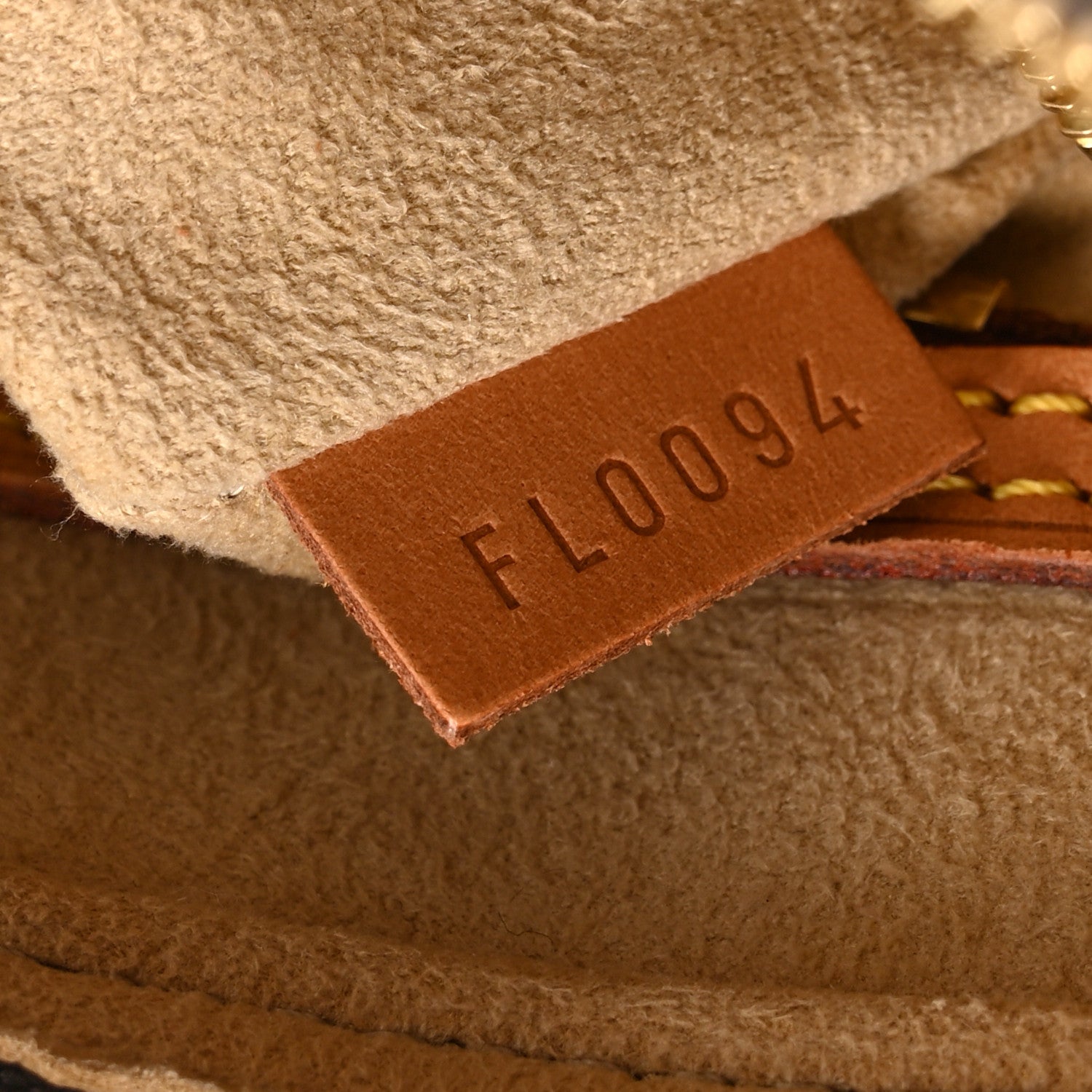 Louis Vuitton Monogram Looping MM