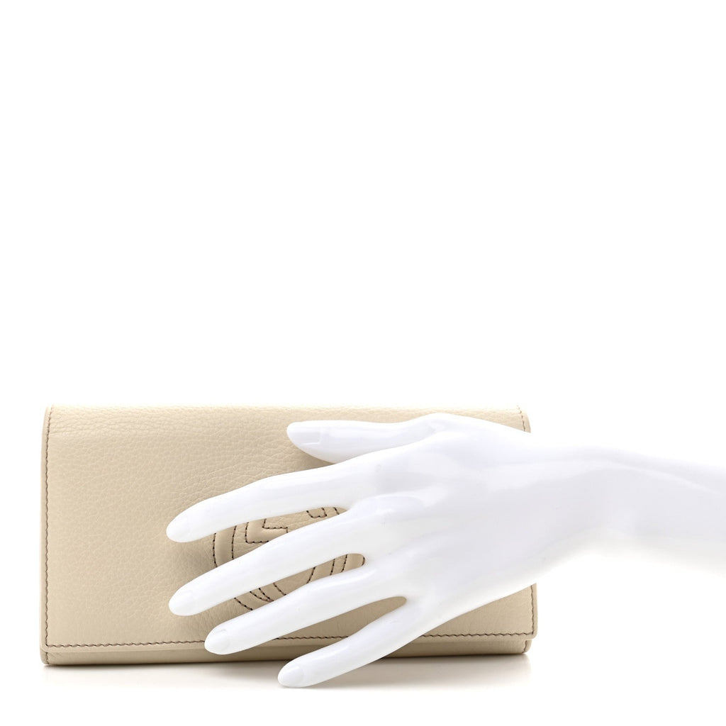 Gucci Pebbled Calfskin Large Soho Continental Wallet Off White