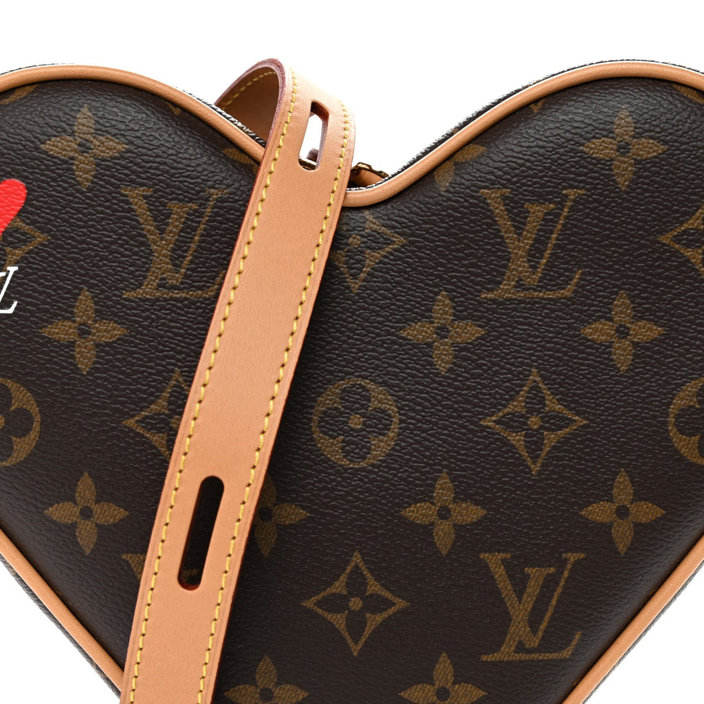 Louis Vuitton Monogram Game On Coeur