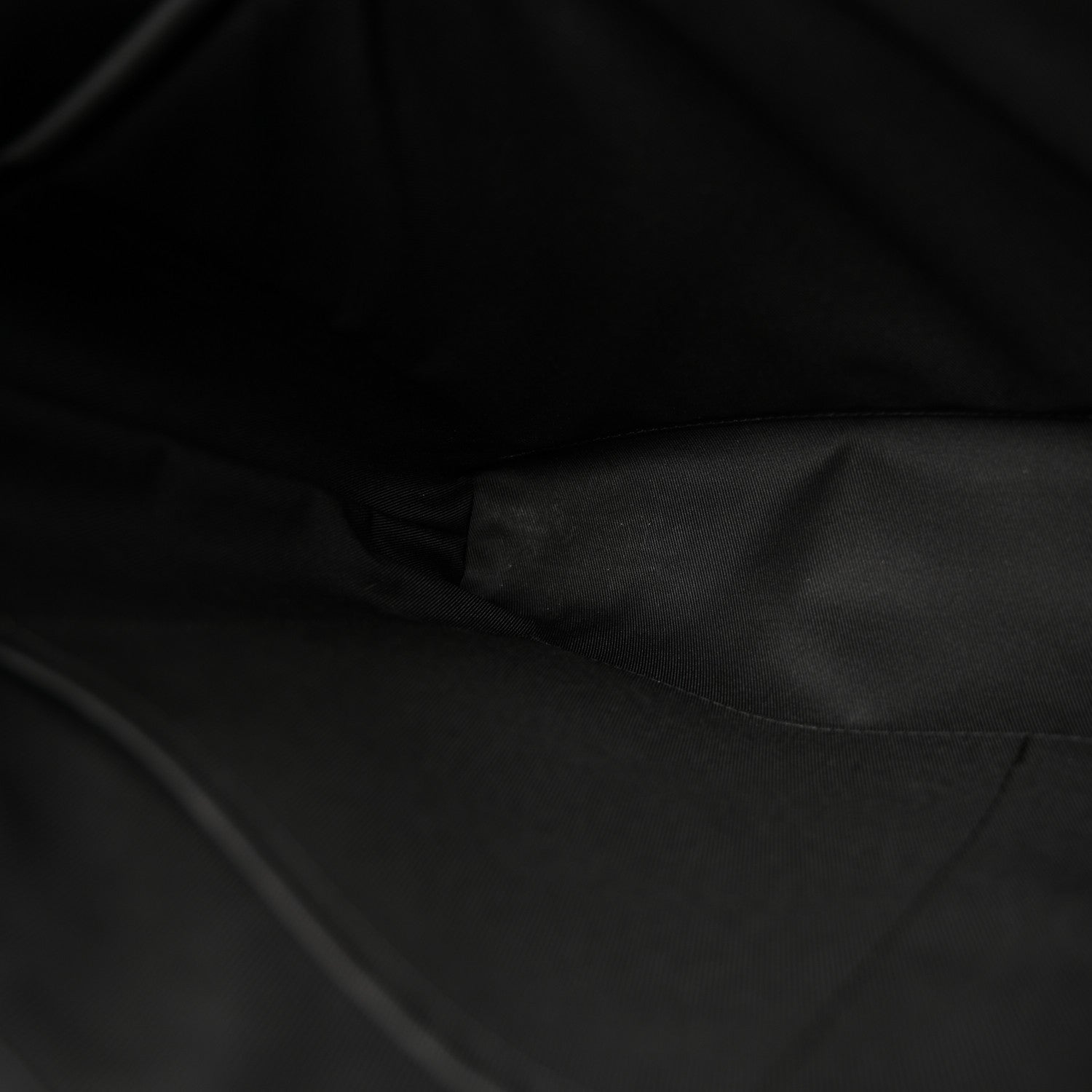 Louis Vuitton Taiga Slim Briefcase Black