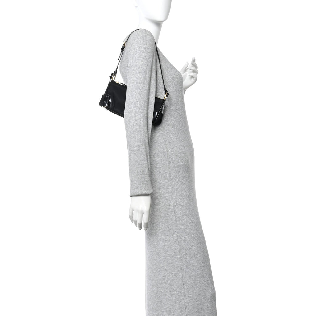 Prada Re-Nylon Spazzolato Re-Edition 2002 Shoulder Bag Black
