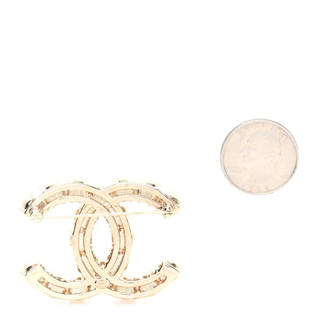 Crystal Pearl CC Dazzling Domino Brooch Gold Black Pearly White