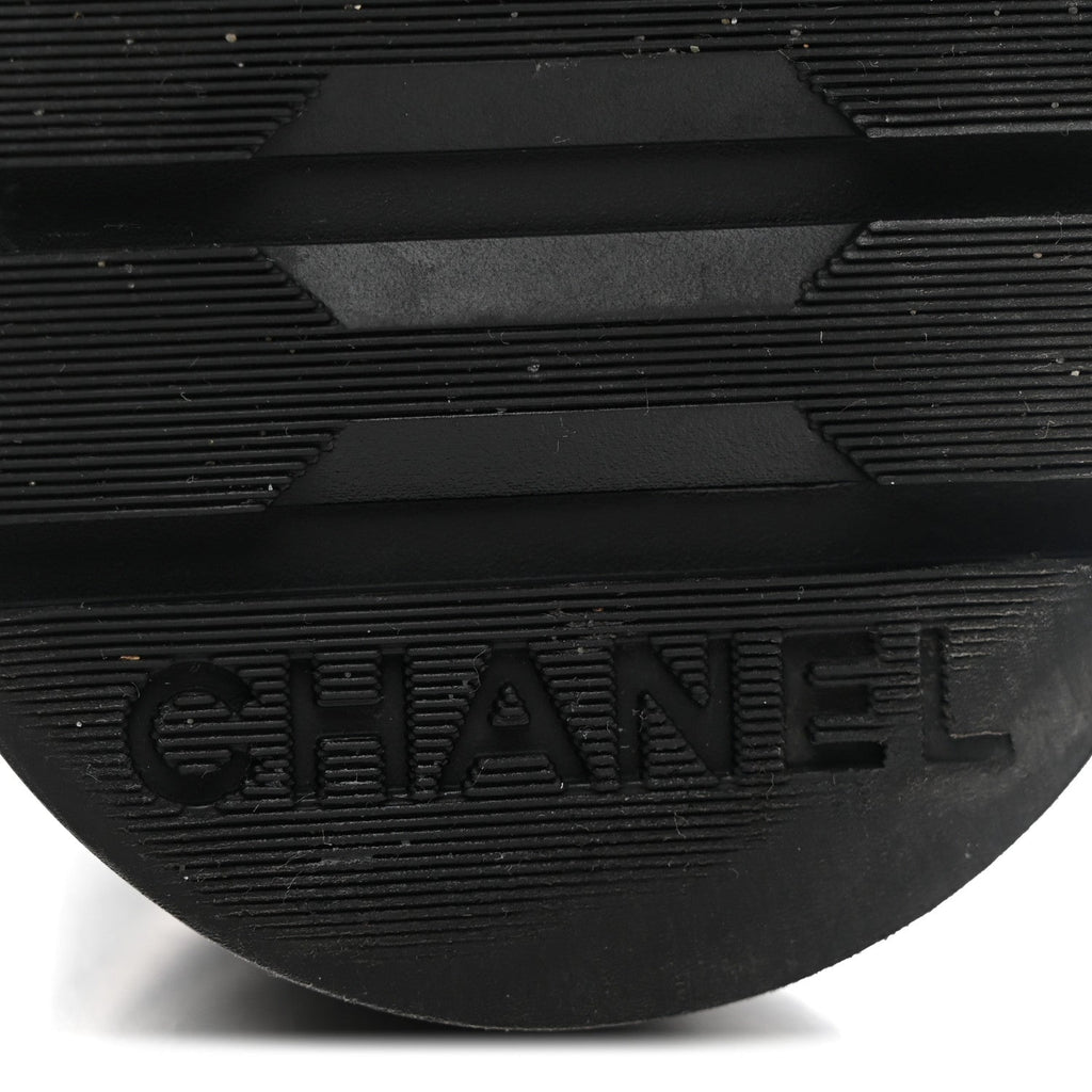 Chanel Shiny Goatskin Calfskin Quilted Lace Up Combat Boots 37 Black